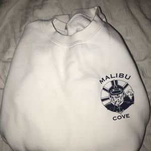 BRANDY MELVILLE CREWNECK